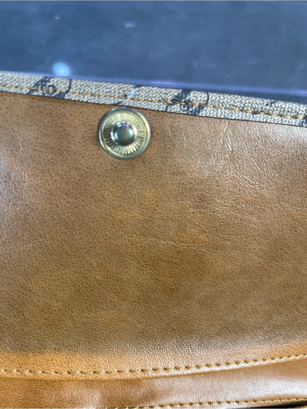 Vintage Gucci Accessory Collection Women's Brown Monogrammed Wallet - Picture 9 of 16